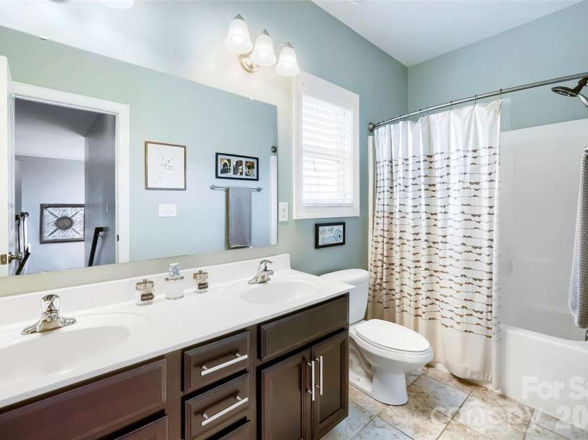 412 Sutro Forest Drive, Concord, NC 28027.  MLS# CAR4392206, YatesRealty ID 30664. 