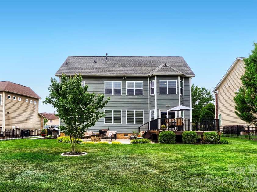 412 Sutro Forest Drive, Concord, NC 28027.  MLS# CAR4392206, YatesRealty ID 30664. 
