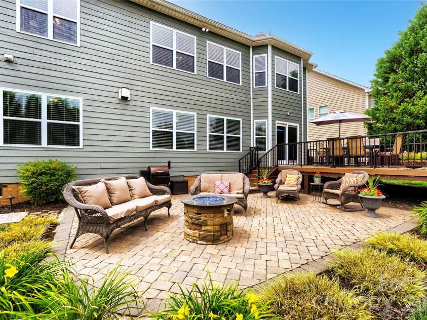 412 Sutro Forest Drive, Concord, NC 28027.  MLS# CAR4392206, YatesRealty ID 30664. 