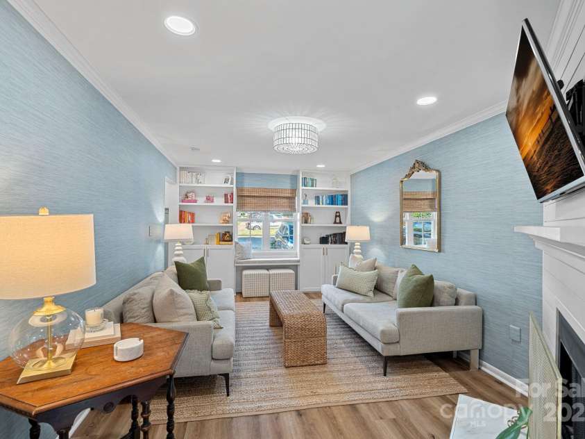 3130 Heathstead Place, Charlotte, NC 28210.  MLS# CAR4288251, YatesRealty ID 30665. 