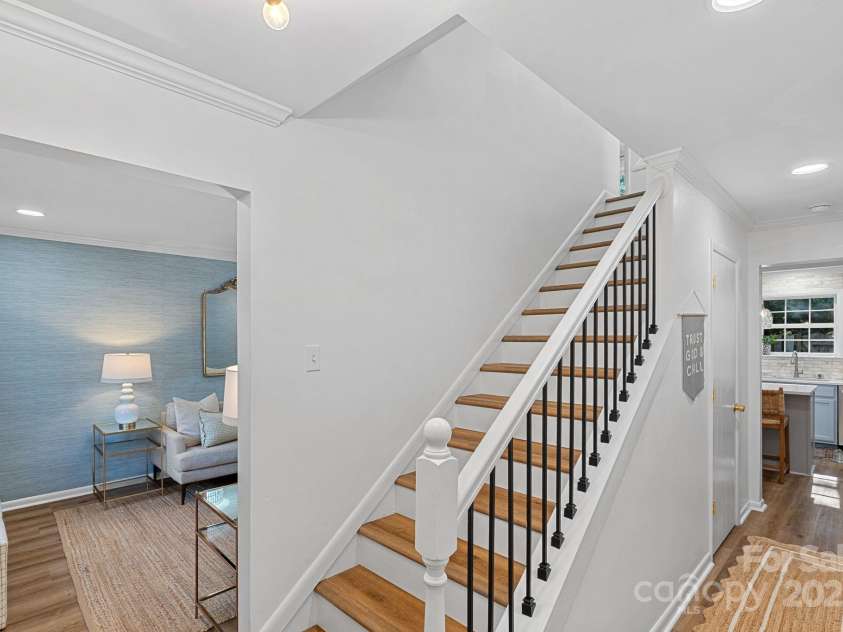 3130 Heathstead Place, Charlotte, NC 28210.  MLS# CAR4288251, YatesRealty ID 30665. 