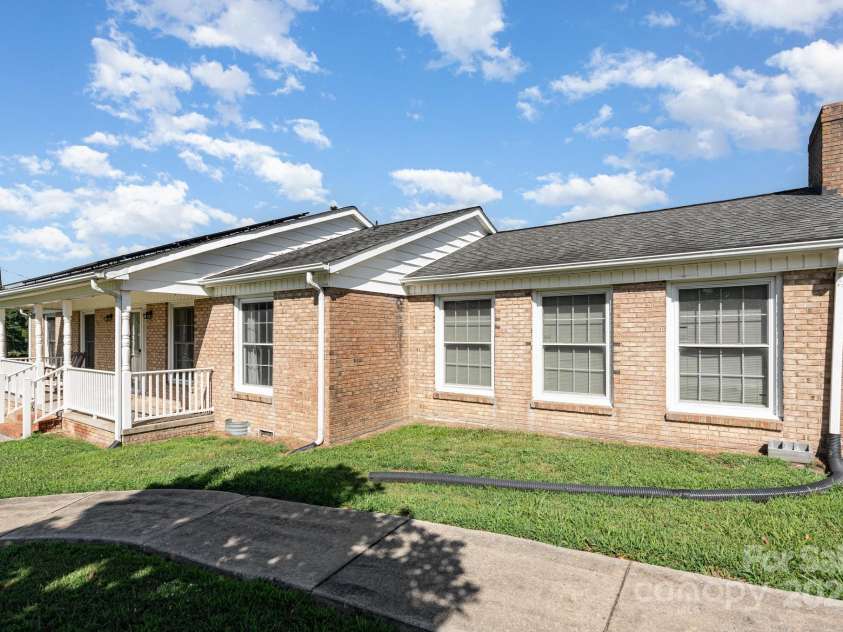 122 Devenny Road, Cherryville, NC 28021.  MLS# CAR4282084, YatesRealty ID 30666. 