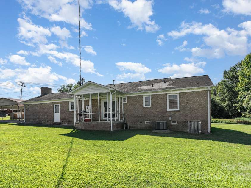 122 Devenny Road, Cherryville, NC 28021.  MLS# CAR4282084, YatesRealty ID 30666. Backyard