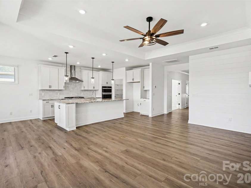 1949 Sparkling Stream Drive, Belmont, NC 28012.  MLS# CAR4383579, YatesRealty ID 30666. 
