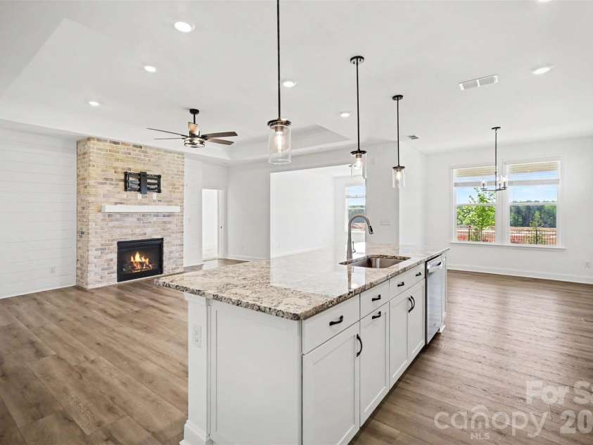 1949 Sparkling Stream Drive, Belmont, NC 28012.  MLS# CAR4383579, YatesRealty ID 30666. 
