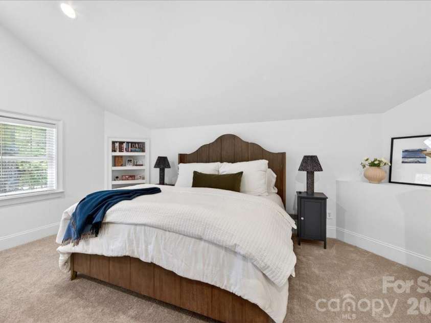 1929 Marguerite Avenue, Charlotte, NC 28205.  MLS# CAR4365985, YatesRealty ID 30668. 
