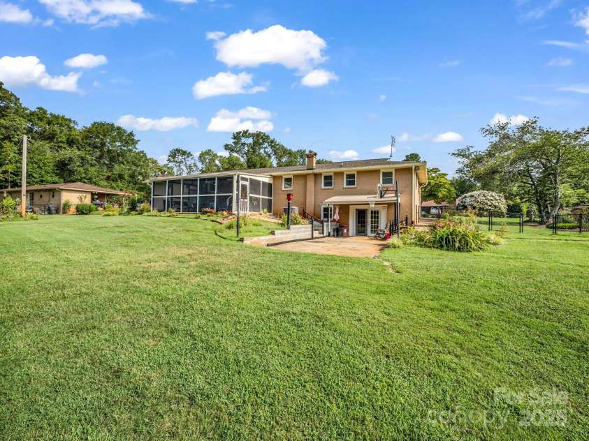 311 Franklin Drive, Forest City, NC 28043.  MLS# CAR4284904, YatesRealty ID 30668. 