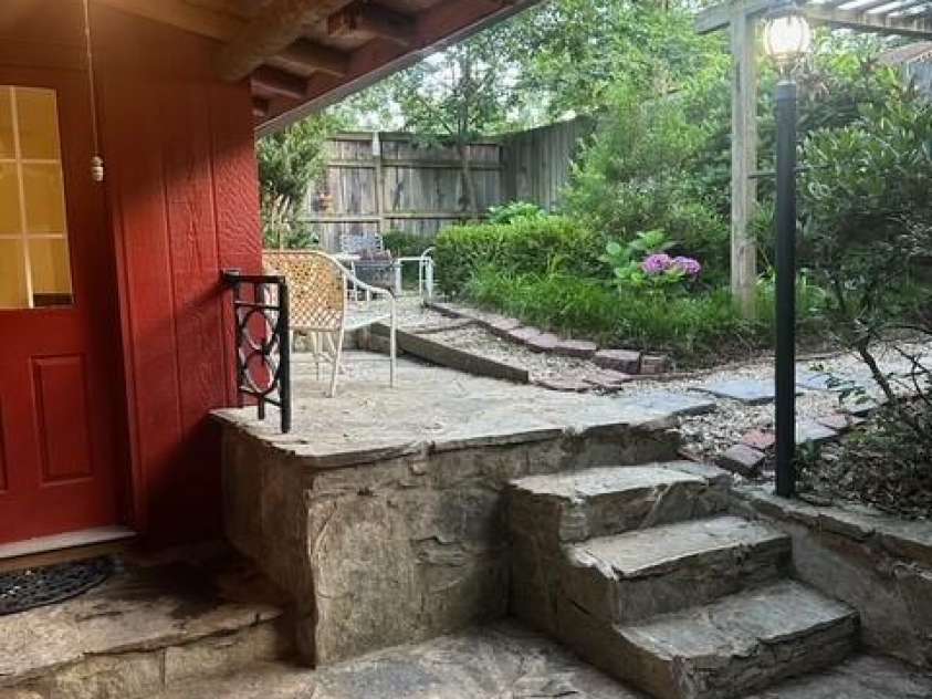 10 Rhododendron Drive, Asheville, NC 28805.  MLS# CAR4274926, YatesRealty ID 30669. Back Yard