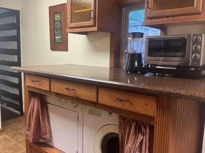 10 Rhododendron Drive, Asheville, NC 28805.  MLS# CAR4274926, YatesRealty ID 30669. Kitchen - Washer/Dryer