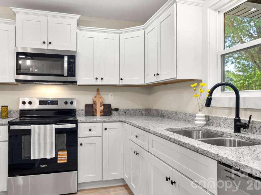 741 Guinn Street, Clover, SC 29710.  MLS# CAR4393238, YatesRealty ID 30669. 
