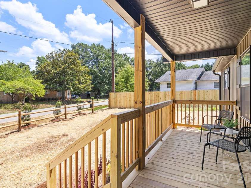 741 Guinn Street, Clover, SC 29710.  MLS# CAR4393238, YatesRealty ID 30669. 