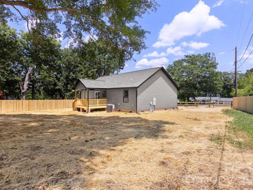 741 Guinn Street, Clover, SC 29710.  MLS# CAR4393238, YatesRealty ID 30669. 
