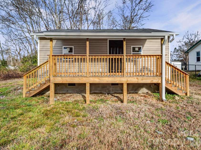 1450 Stroupe Street, Rock Hill, SC 29730.  MLS# CAR4346607, YatesRealty ID 3067. 