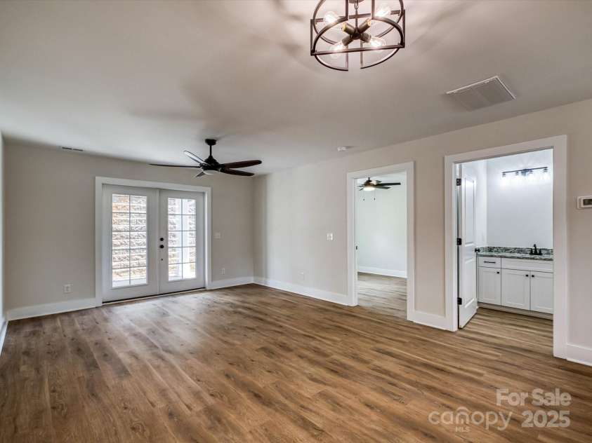 198 Beacon Avenue, Morganton, NC 28655.  MLS# CAR4281675, YatesRealty ID 30671. 