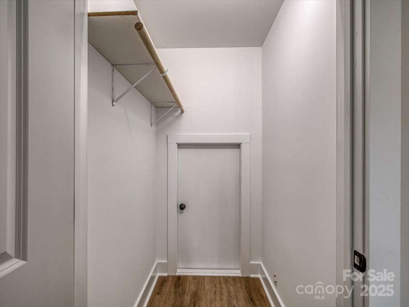 198 Beacon Avenue, Morganton, NC 28655.  MLS# CAR4281675, YatesRealty ID 30671. 