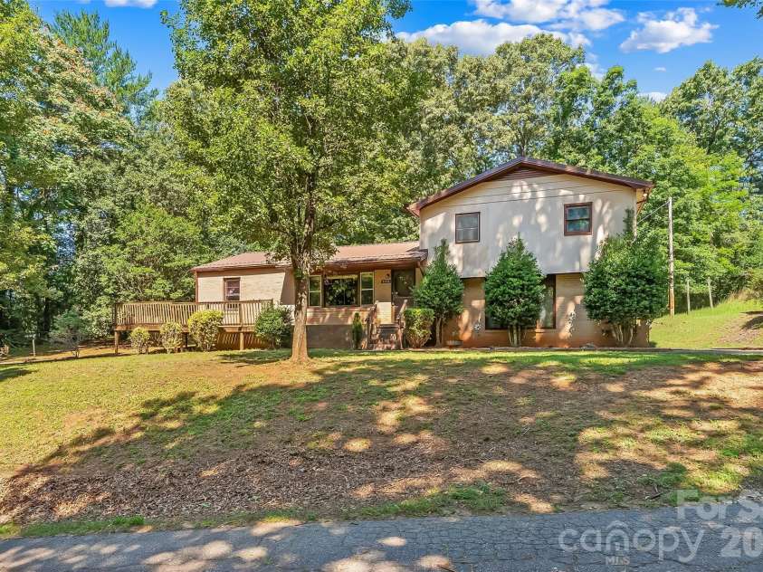 5350 Jay Road, Morganton, NC 28655.  MLS# CAR4390059, YatesRealty ID 30671. 