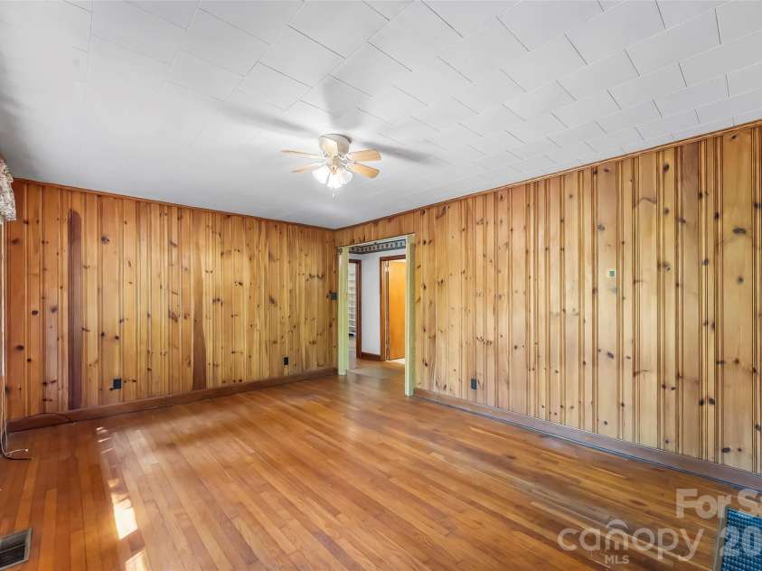 5350 Jay Road, Morganton, NC 28655.  MLS# CAR4390059, YatesRealty ID 30671. 