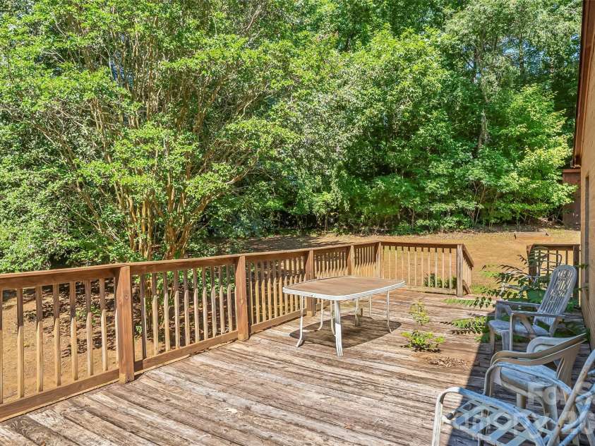 5350 Jay Road, Morganton, NC 28655.  MLS# CAR4390059, YatesRealty ID 30671. 