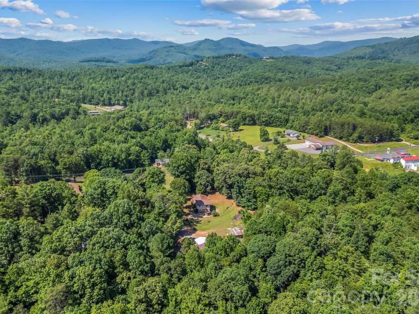 5350 Jay Road, Morganton, NC 28655.  MLS# CAR4390059, YatesRealty ID 30671. 