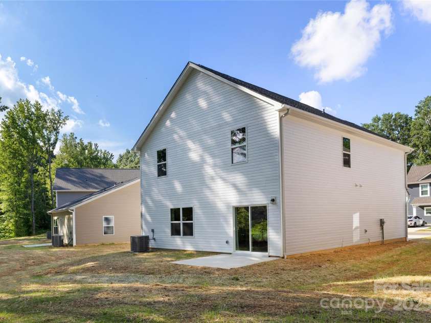 13534 Central Avenue, Huntersville, NC 28078.  MLS# CAR4282809, YatesRealty ID 30672. Representation