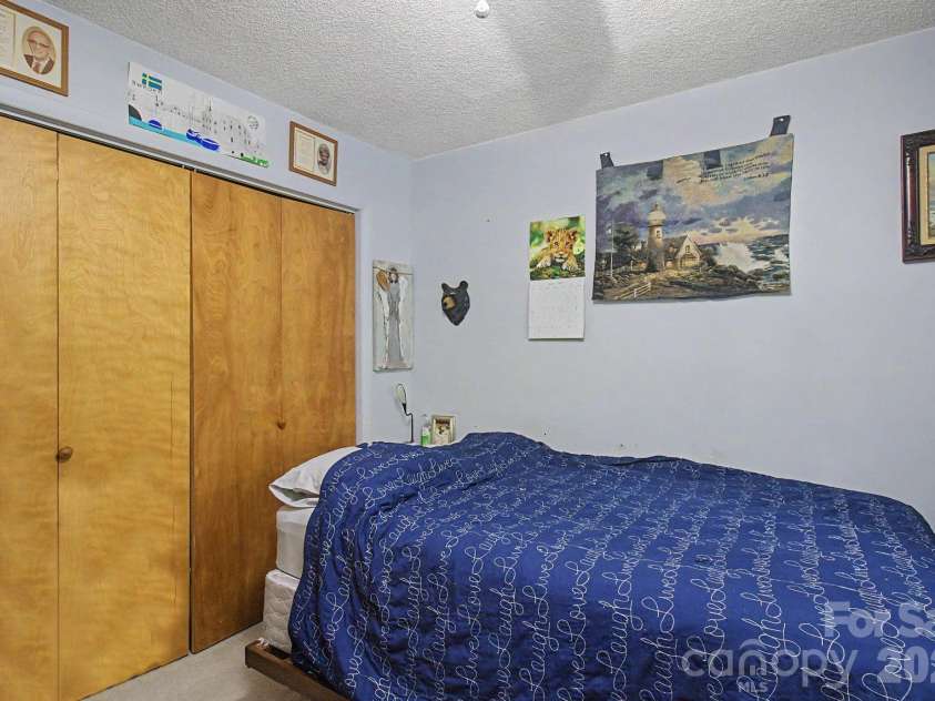 175 Pine Cove Lane, Alexander, NC 28701.  MLS# CAR4388066, YatesRealty ID 30672. 2nd bedroom