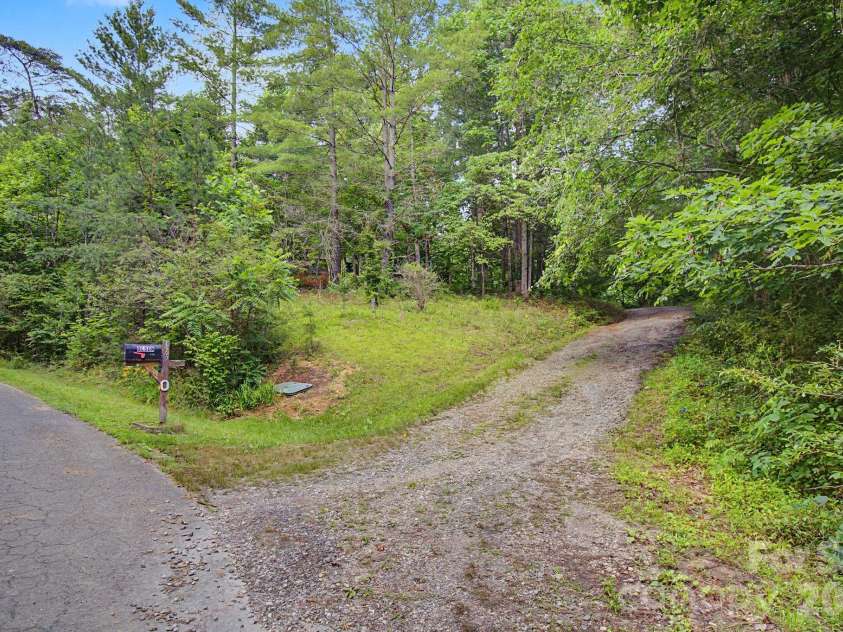 175 Pine Cove Lane, Alexander, NC 28701.  MLS# CAR4388066, YatesRealty ID 30672. 