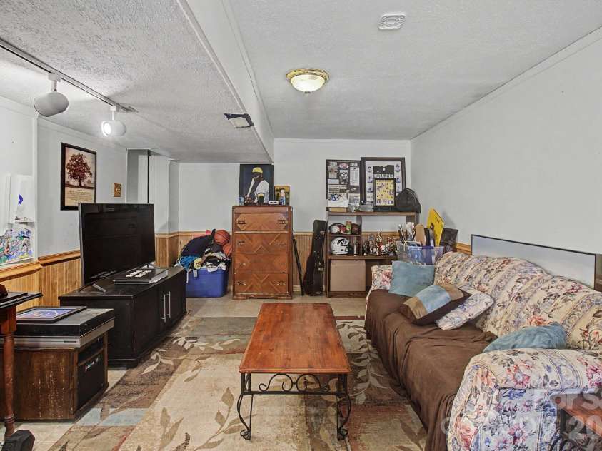 175 Pine Cove Lane, Alexander, NC 28701.  MLS# CAR4388066, YatesRealty ID 30672. Additional living space