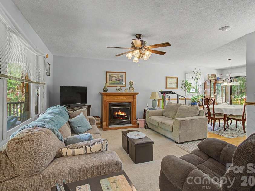 175 Pine Cove Lane, Alexander, NC 28701.  MLS# CAR4388066, YatesRealty ID 30672. Familyroom