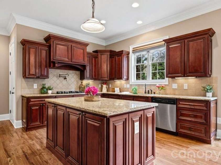 275 Palm Cove Way, York, SC 29745.  MLS# CAR4379538, YatesRealty ID 30674. 