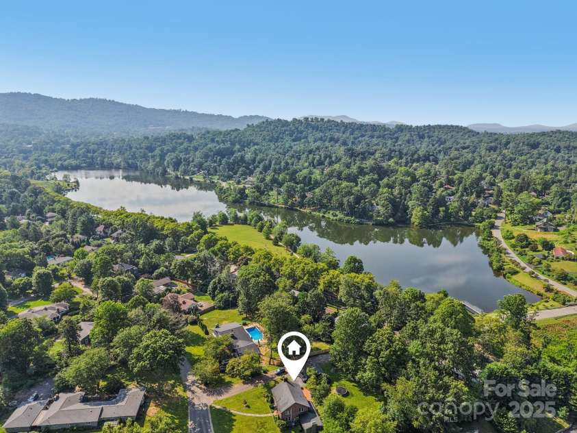 337 Stratford Road, Asheville, NC 28804.  MLS# CAR4281217, YatesRealty ID 30674. 75