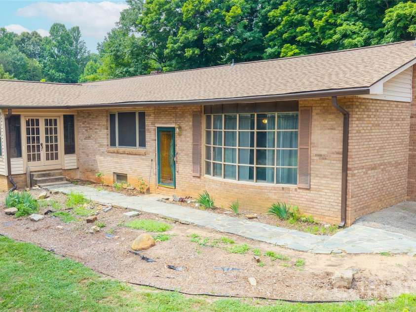 3840 Bradley Road, Morganton, NC 28655.  MLS# CAR4391701, YatesRealty ID 30675. 