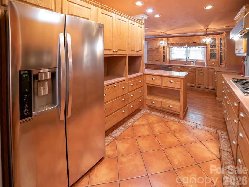 3840 Bradley Road, Morganton, NC 28655.  MLS# CAR4391701, YatesRealty ID 30675. 
