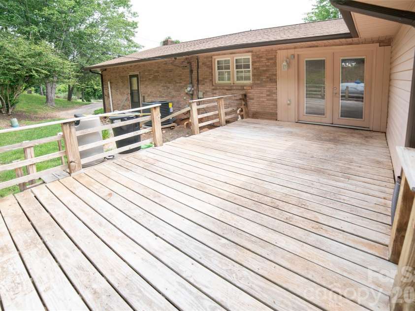 3840 Bradley Road, Morganton, NC 28655.  MLS# CAR4391701, YatesRealty ID 30675. 