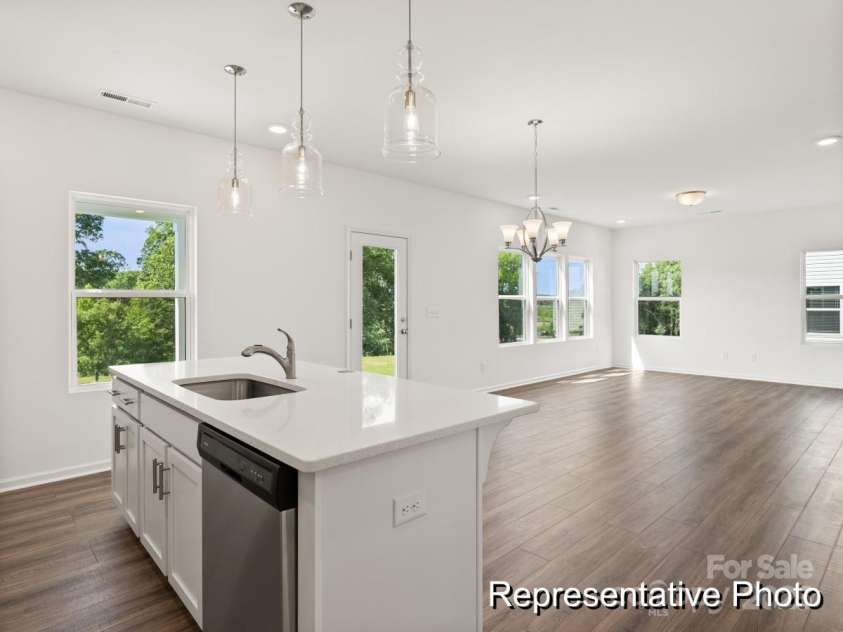 106 Jetty Lane, Statesville, NC 28677.  MLS# CAR4249822, YatesRealty ID 30676. 