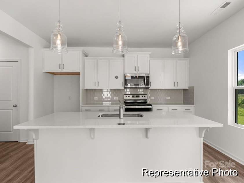 106 Jetty Lane, Statesville, NC 28677.  MLS# CAR4249822, YatesRealty ID 30676. 