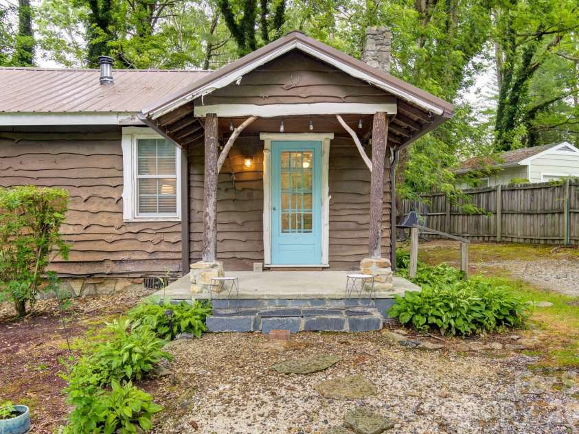 3119 Brevard Road, Hendersonville, NC 28791.  MLS# CAR4390552, YatesRealty ID 30676. 