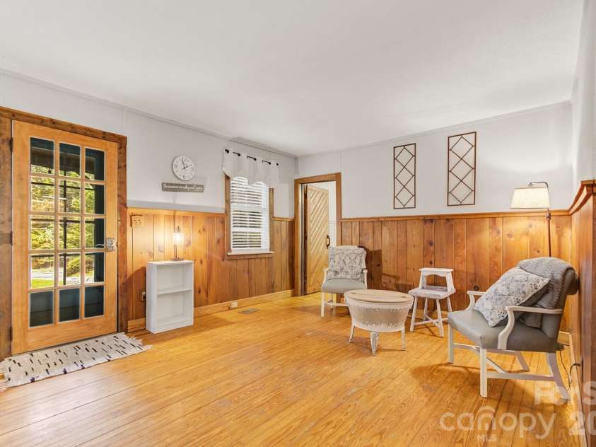 3119 Brevard Road, Hendersonville, NC 28791.  MLS# CAR4390552, YatesRealty ID 30676. 