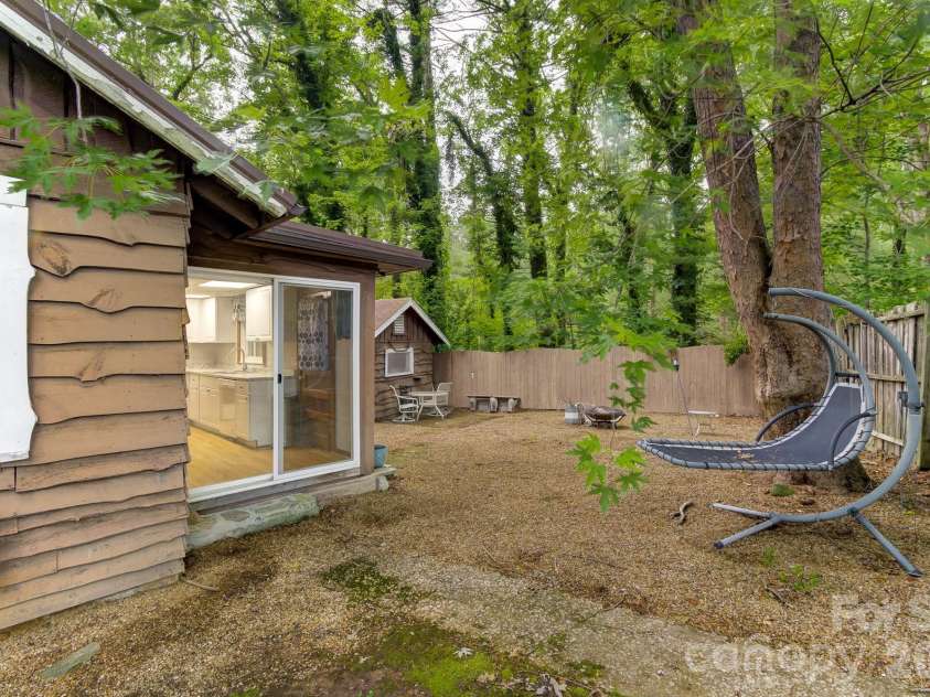 3119 Brevard Road, Hendersonville, NC 28791.  MLS# CAR4390552, YatesRealty ID 30676. 