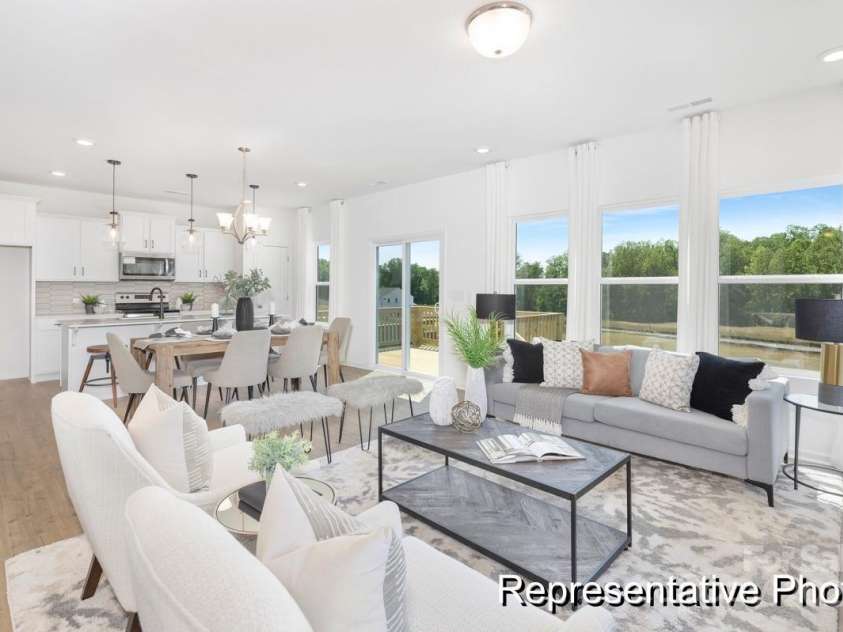 136 Gunwale Street, Statesville, NC 28677.  MLS# CAR4249849, YatesRealty ID 30677. 