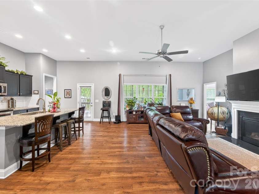207 Vanderbilt Boulevard, Locust, NC 28097.  MLS# CAR4371476, YatesRealty ID 30677. Living Room