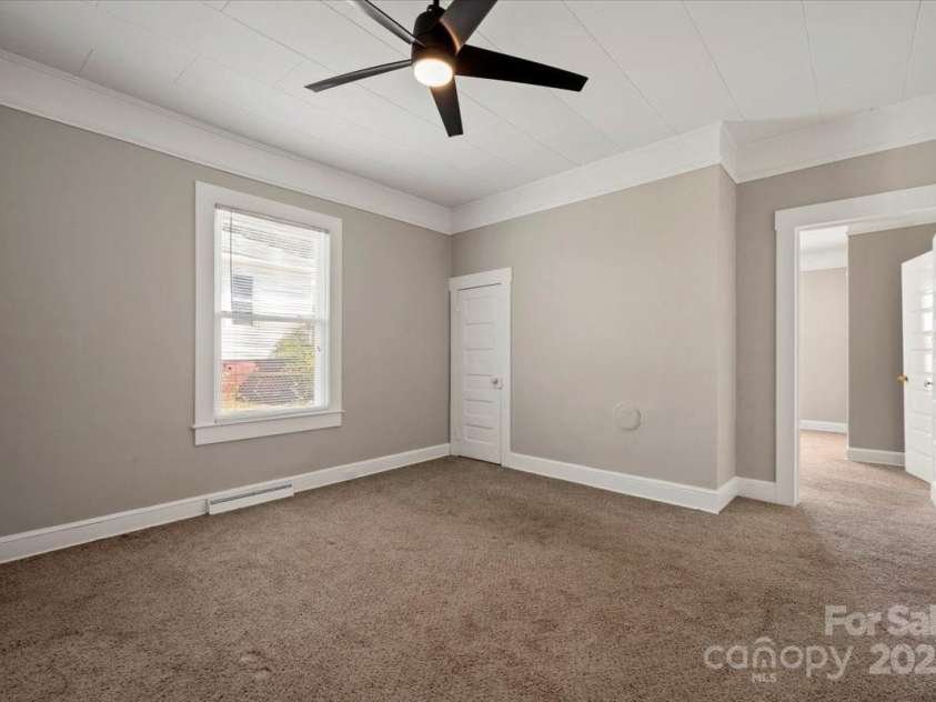 313 Mayflower Avenue, Cramerton, NC 28032.  MLS# CAR4284821, YatesRealty ID 30678. 