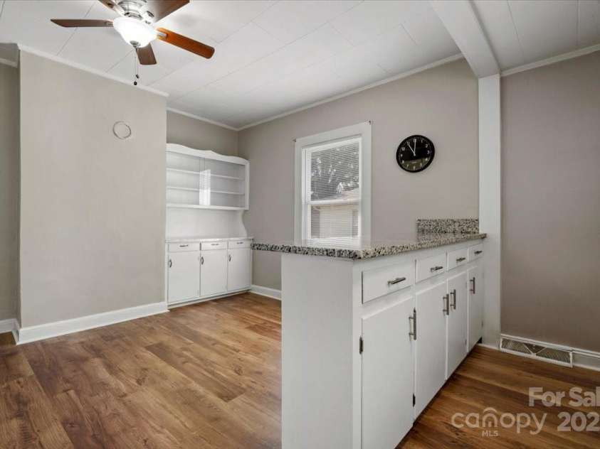 313 Mayflower Avenue, Cramerton, NC 28032.  MLS# CAR4284821, YatesRealty ID 30678. 