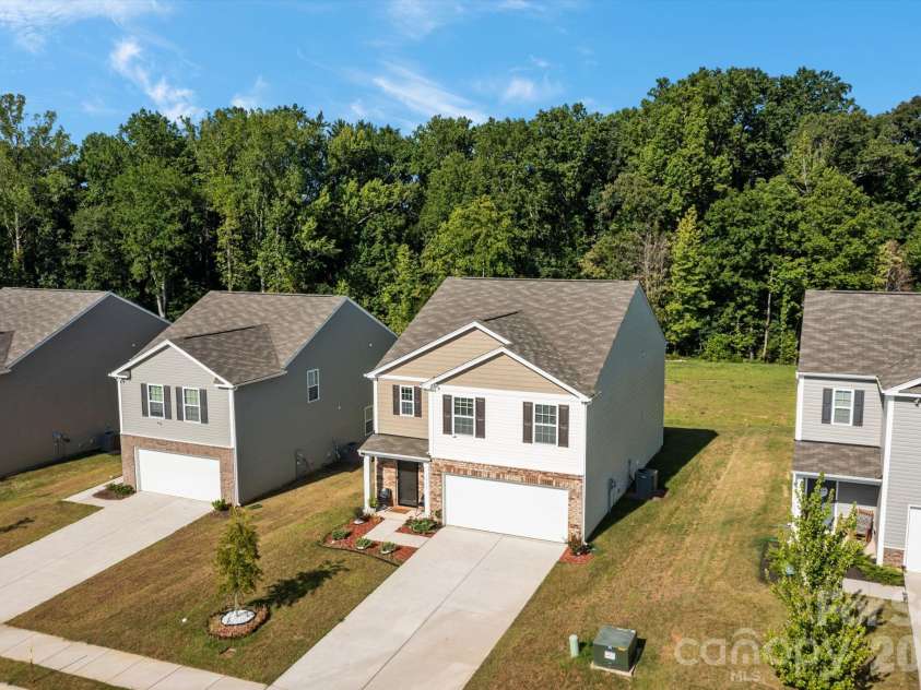 1730 Bright Hope Lane, Dallas, NC 28034.  MLS# CAR4354250, YatesRealty ID 3068. 