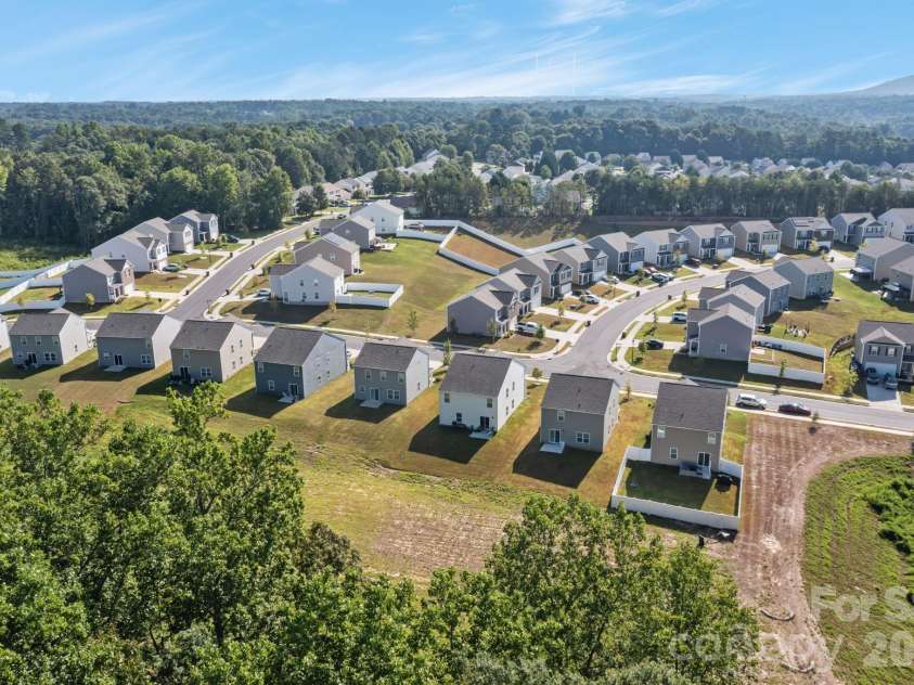 1730 Bright Hope Lane, Dallas, NC 28034.  MLS# CAR4354250, YatesRealty ID 3068. 