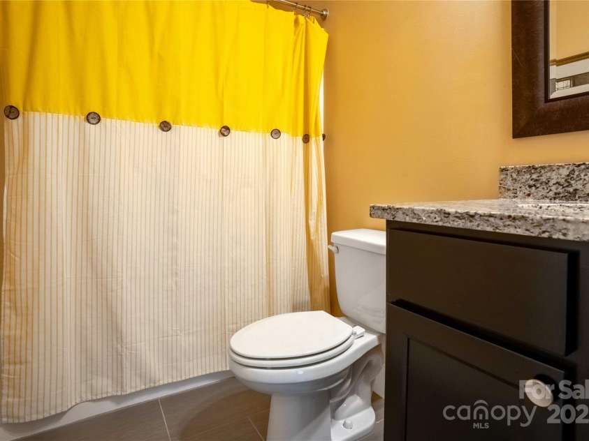 5 Koenig Way, Asheville, NC 28804.  MLS# CAR4280267, YatesRealty ID 3068. 2nd bath