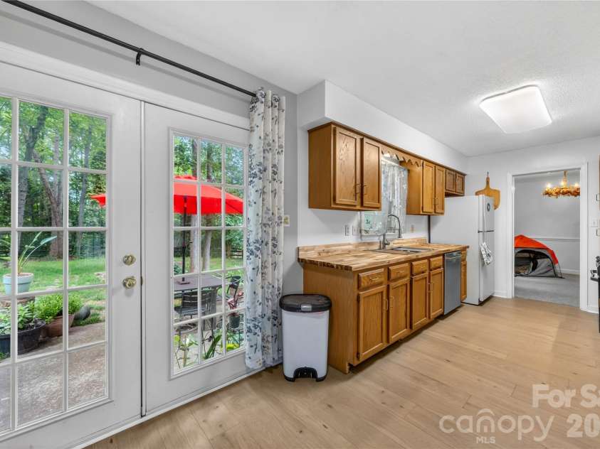 8349 Norcroft Drive, Charlotte, NC 28269.  MLS# CAR4393082, YatesRealty ID 30680. 
