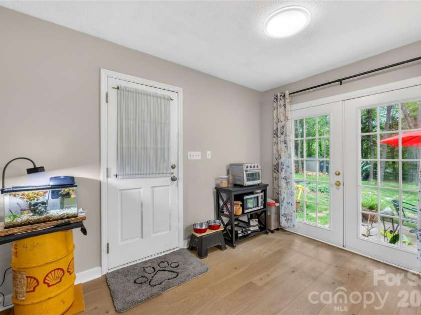 8349 Norcroft Drive, Charlotte, NC 28269.  MLS# CAR4393082, YatesRealty ID 30680. 