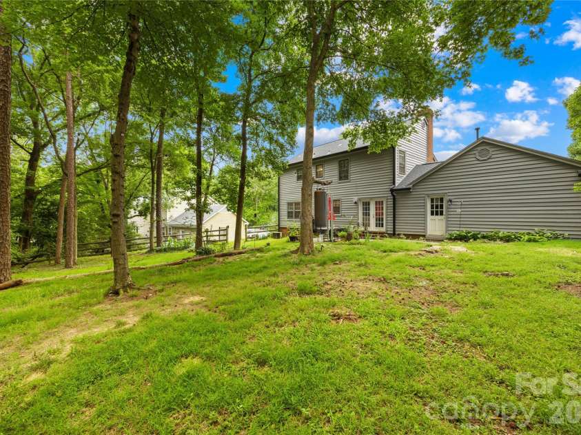 8349 Norcroft Drive, Charlotte, NC 28269.  MLS# CAR4393082, YatesRealty ID 30680. 