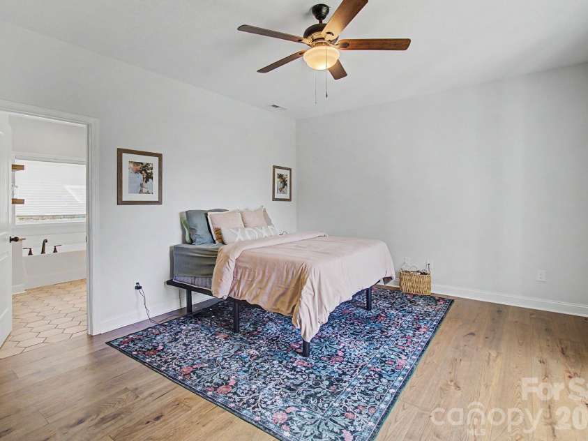 300 Green Meadow Lane, Mars Hill, NC 28754.  MLS# CAR4390435, YatesRealty ID 30681. 