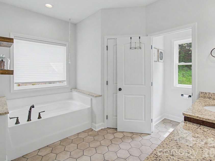 300 Green Meadow Lane, Mars Hill, NC 28754.  MLS# CAR4390435, YatesRealty ID 30681. 